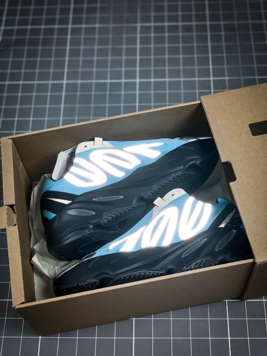 Sneakers | Luxe De France Yeezy Boost 700 Mnvm Bright